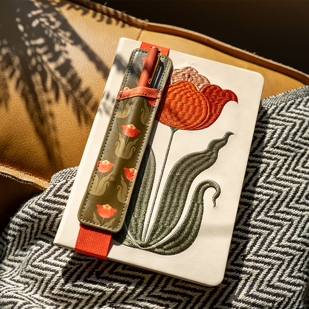 Denik- Tulip Embroidered Journal with Pen