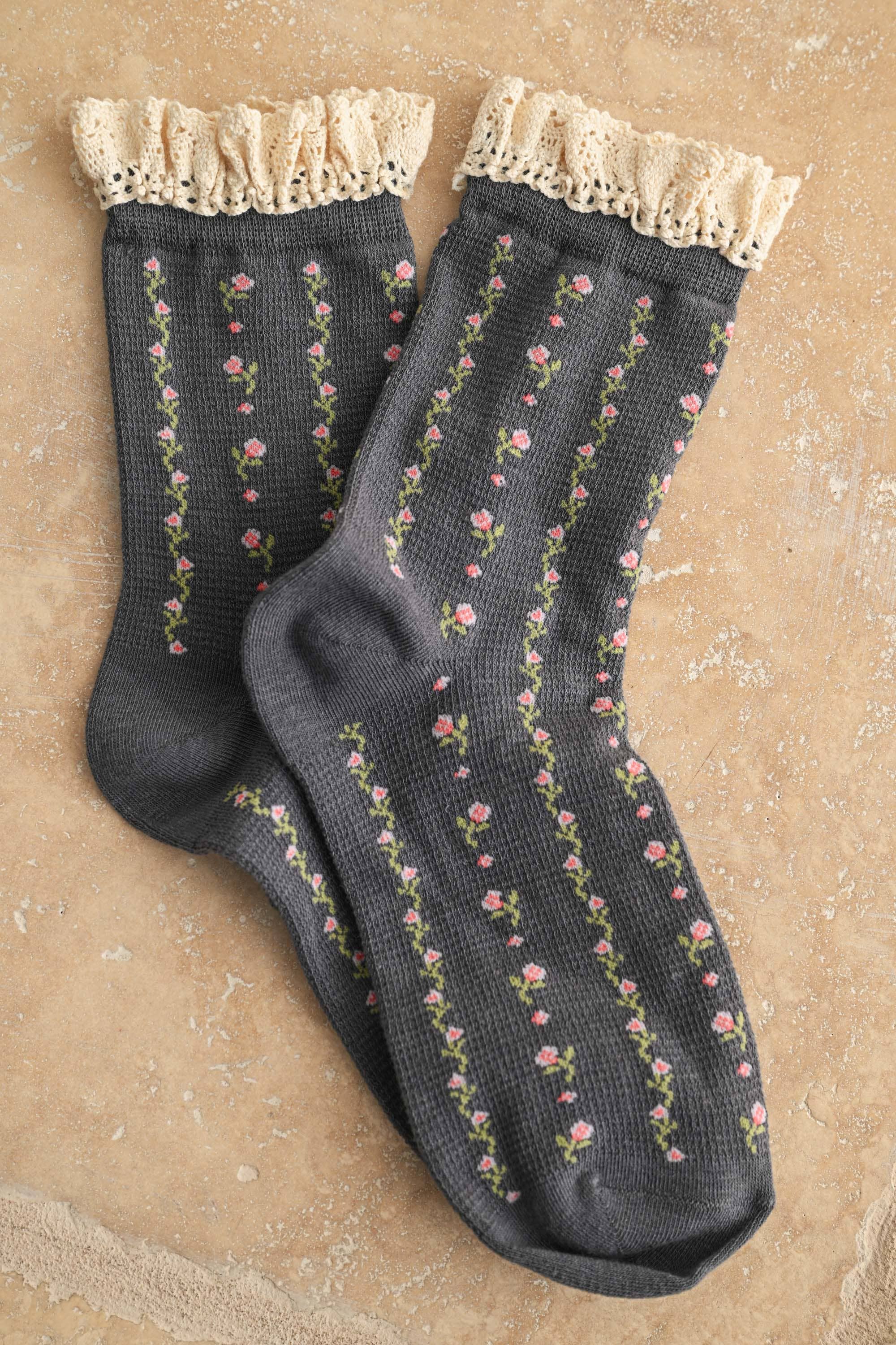 MIOU MUSE- Floral Print Crochet Trim Socks