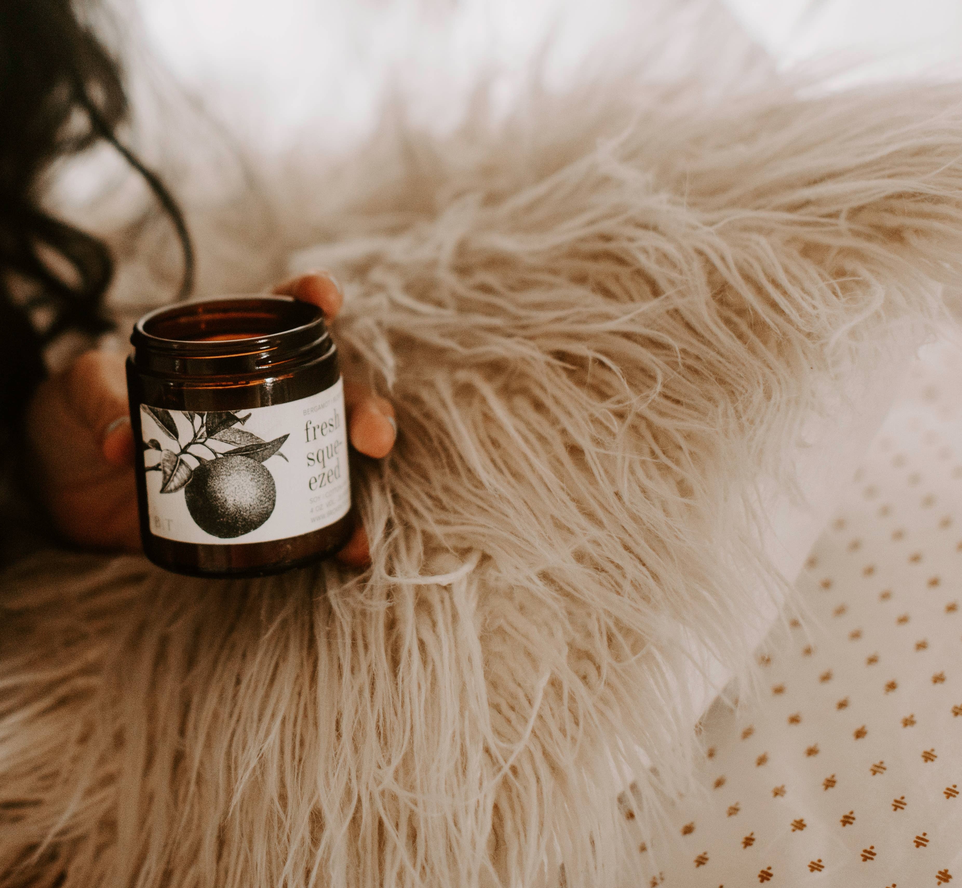 Scent Notes: Bergamot | Blood Orange | Cedar
Bold citrus is a fan favorite with our Fresh Squeezed scent. Blood orange, bergamot oil, and a hint of cedar blend to create a highly scented orange and grapefruit masterpiece. The fruity combination is finish
