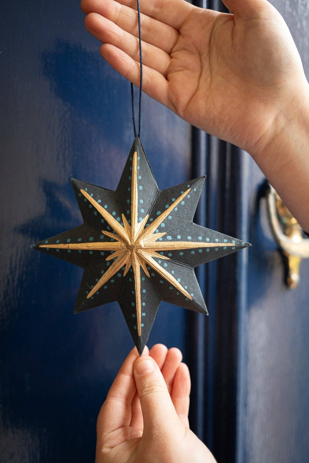 East End Press- Twinkling Star Board Ornament