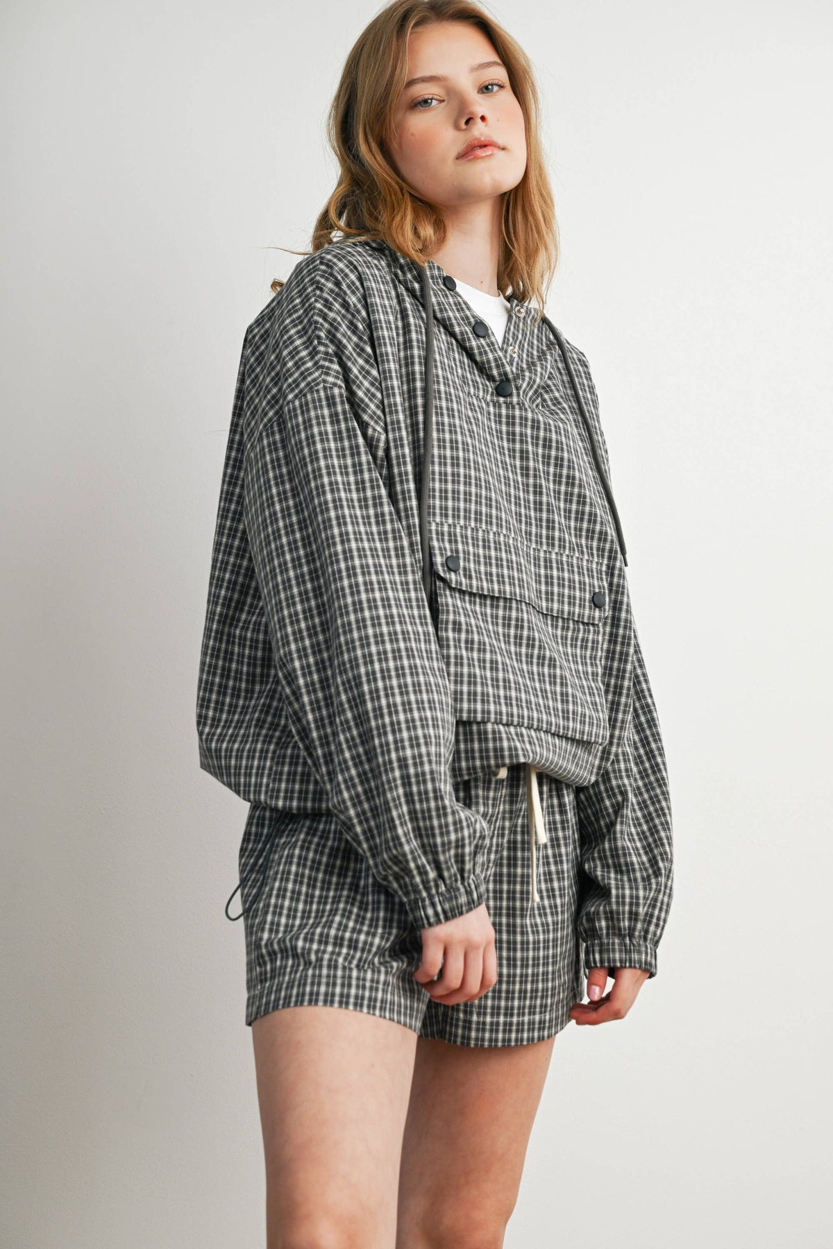 BUTTERMELON- Check Hooded Anorak Top