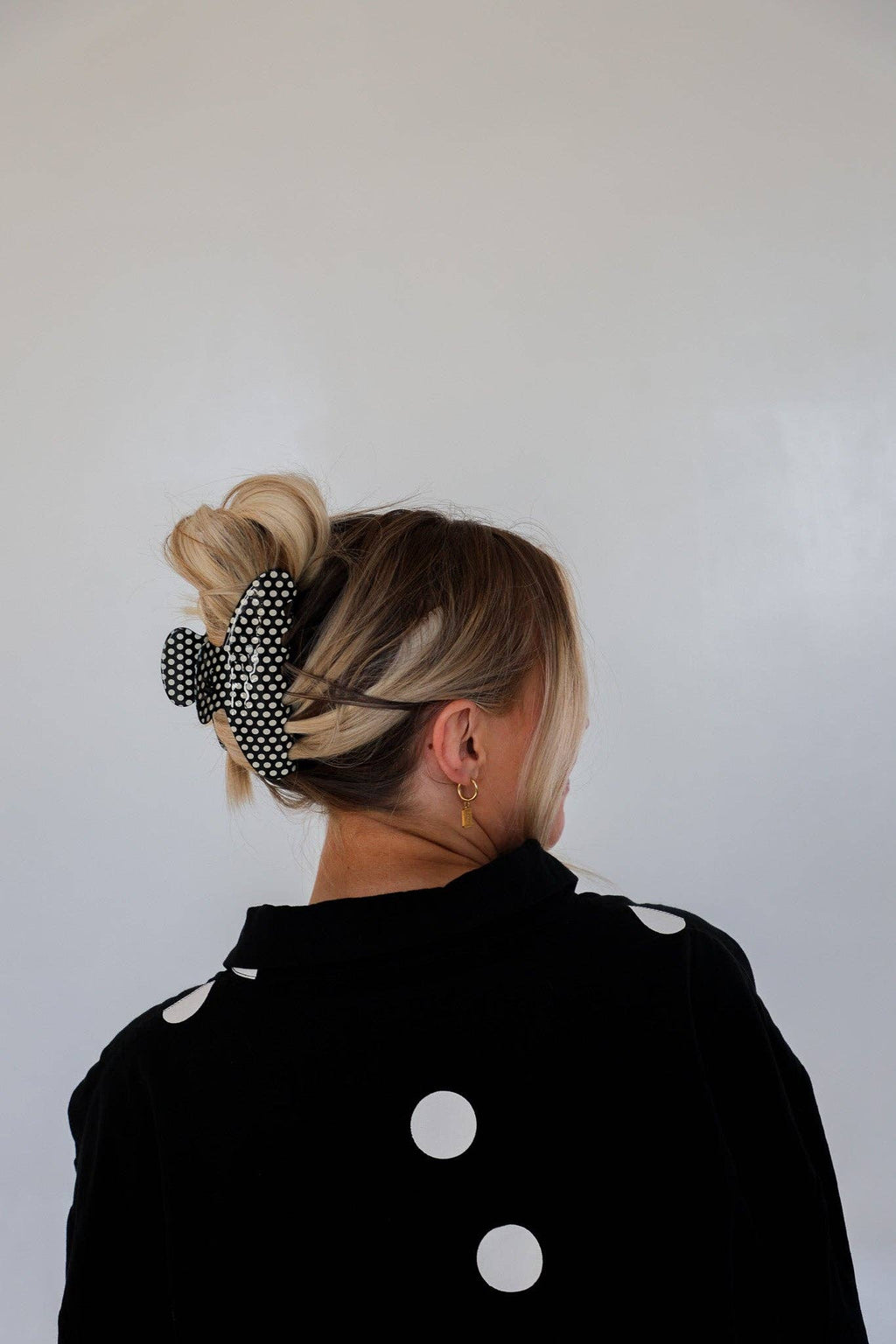KAXI- Black & White Polka Dot Claw