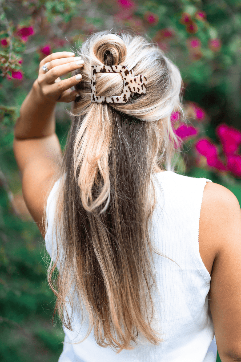 TELETIES- Square Flat Hair Clip | Large | Blonde Tortoise