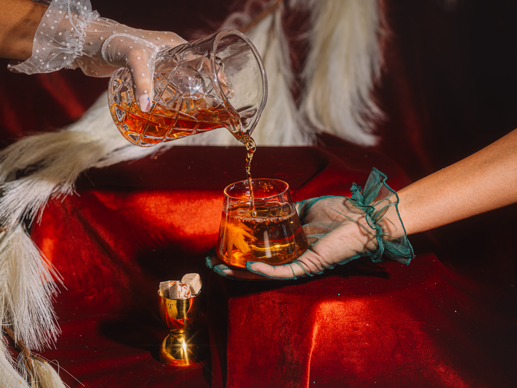 TEASPRESSA- Holiday Bourbon Cocktail Trio, Gingerbread & Apple Cubes