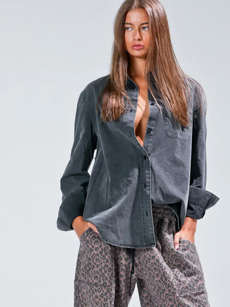 NoaBoa- Washed Cotton Button-Down Shirt with Front Pocket
