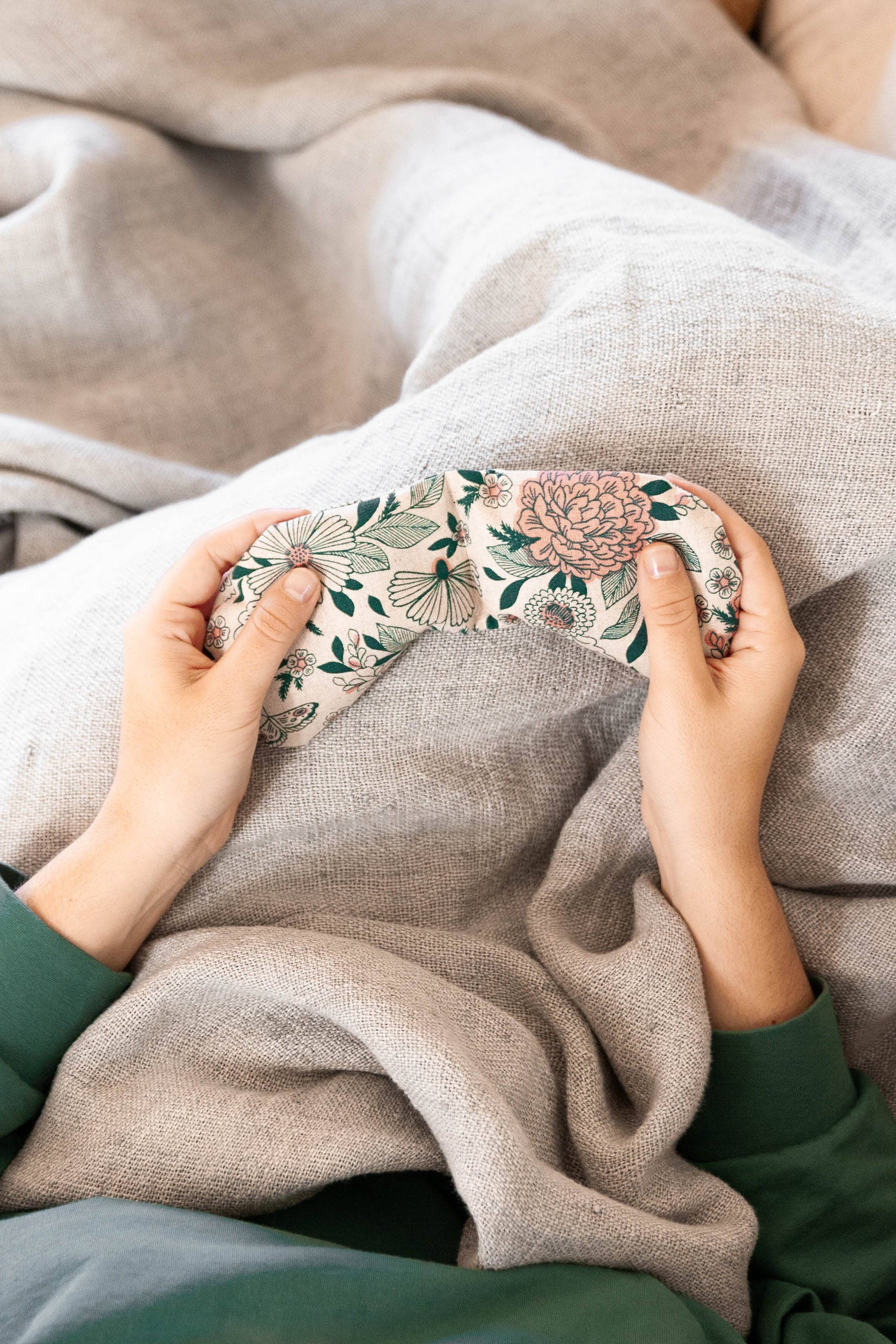 Slow North- Eye Mask Therapy Pack - Hidden Falls
