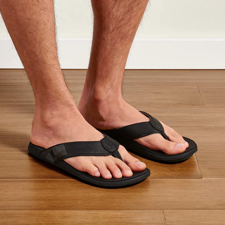 OluKai- Tuahine Men’s Waterproof Leather Sandals