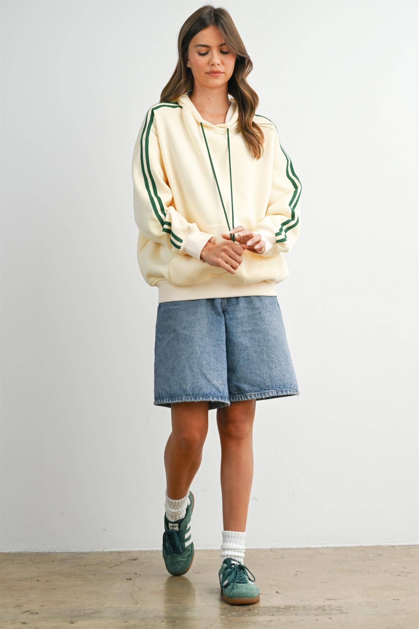 BUTTERMELON- Contrast Striped  Drawstring Hoodie