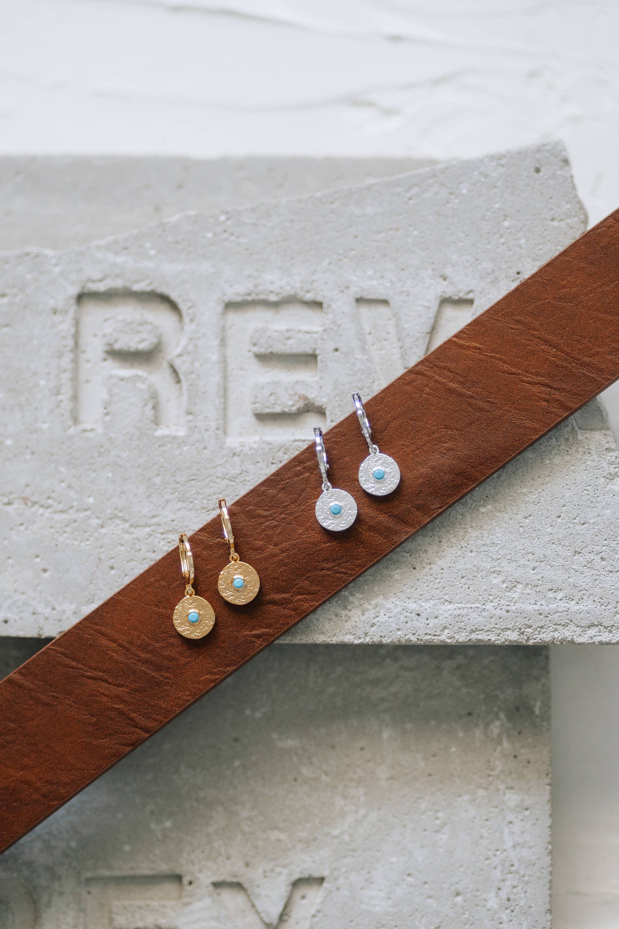 Reva Grey- Wyatt Earring Gold
