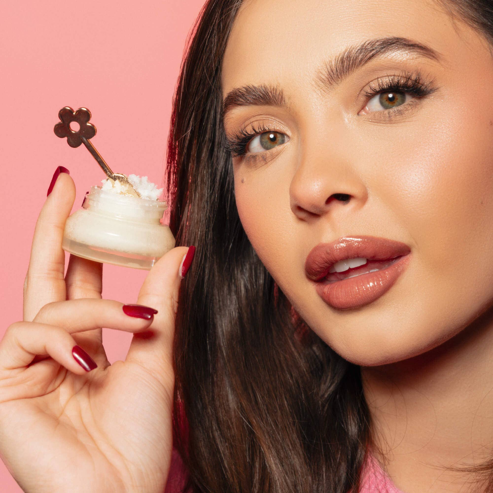 Poppy & Pout- Frosted Sugar Plum Limited Edition, Lip Scrub, Holiday