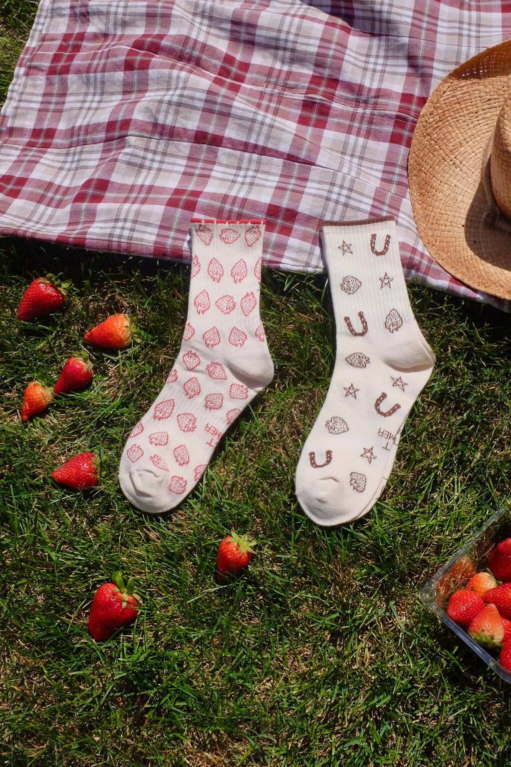 First Summer- Cream Red Strawberry Print Vintage Ruffle Crew Socks