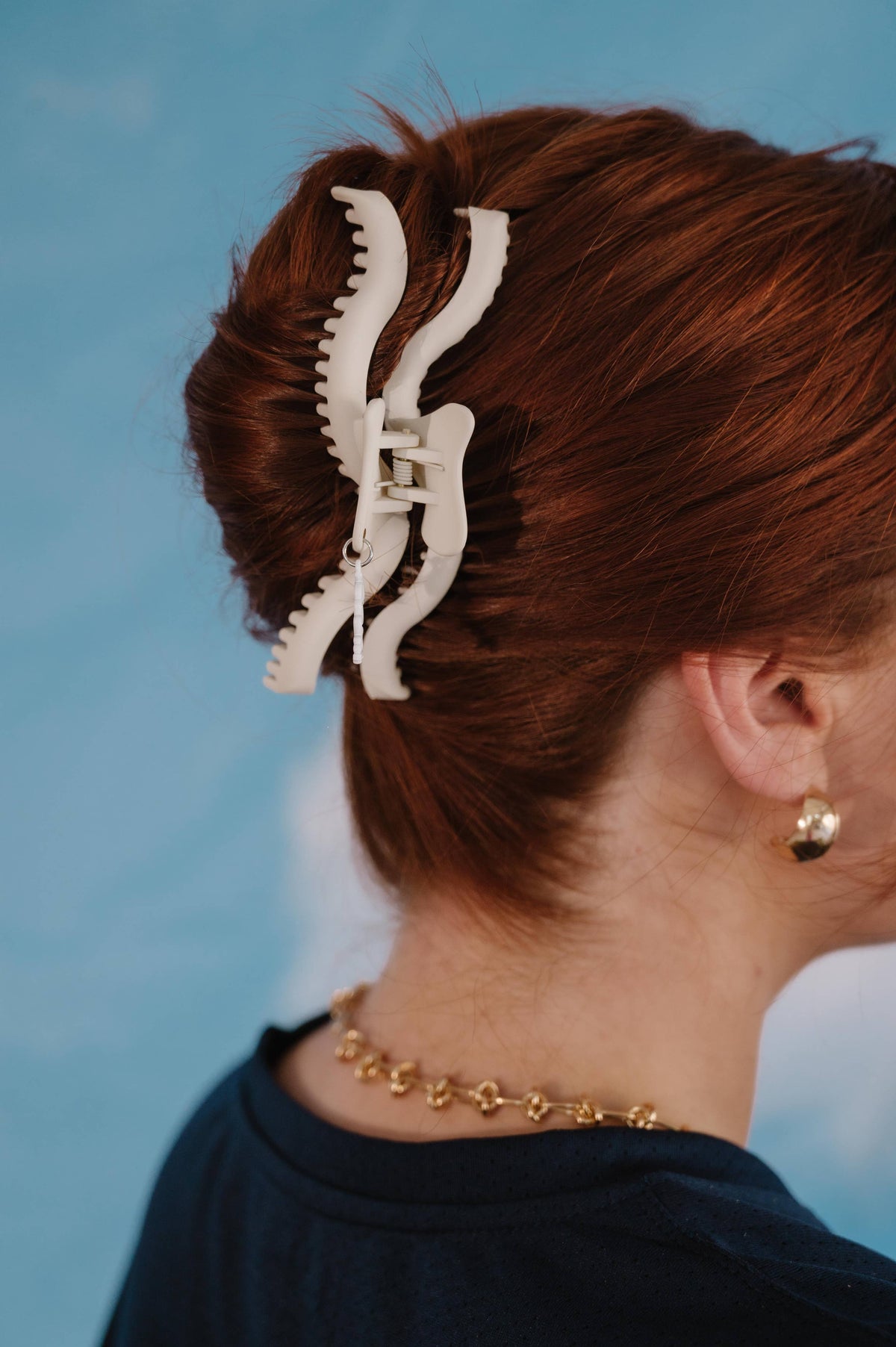 KAXI- Cream Hold Everything Claw — Wavy 5" Hair Claw