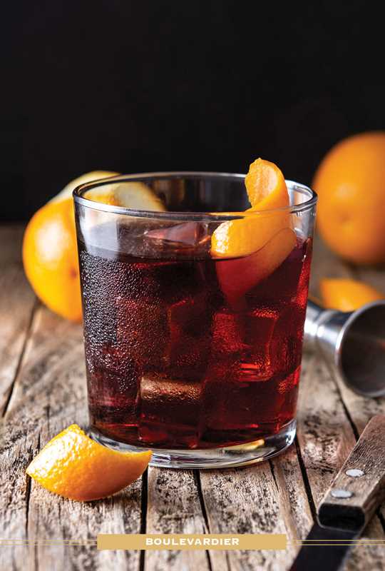 Simon & Schuster- Whiskey Cocktail Cards A–Z by Adams Media