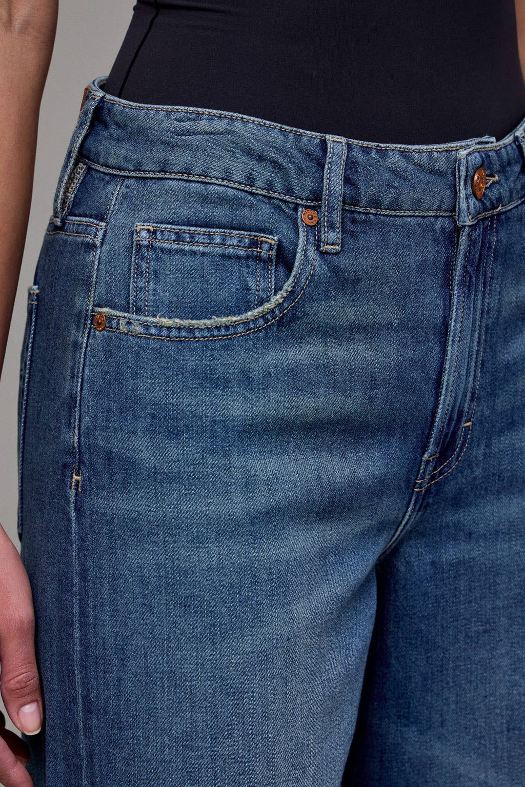 Hidden Jeans- Medium Vintage High Rise Super Wide Leg