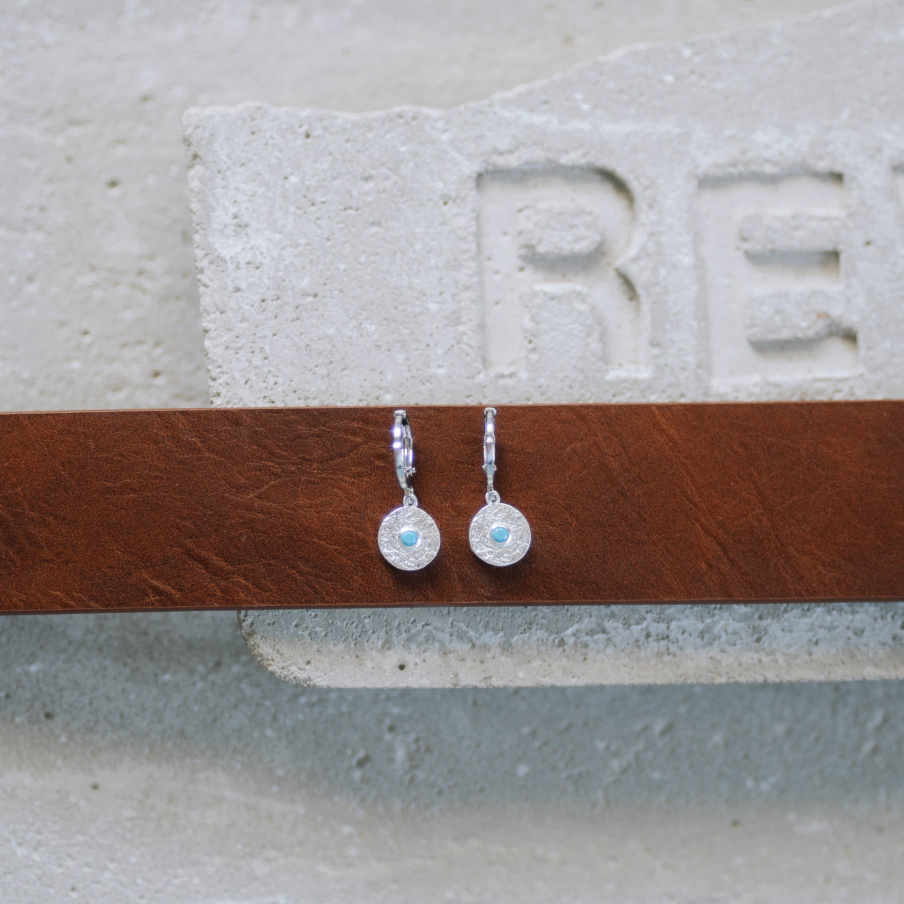 Reva Grey- Wyatt Earring Gold