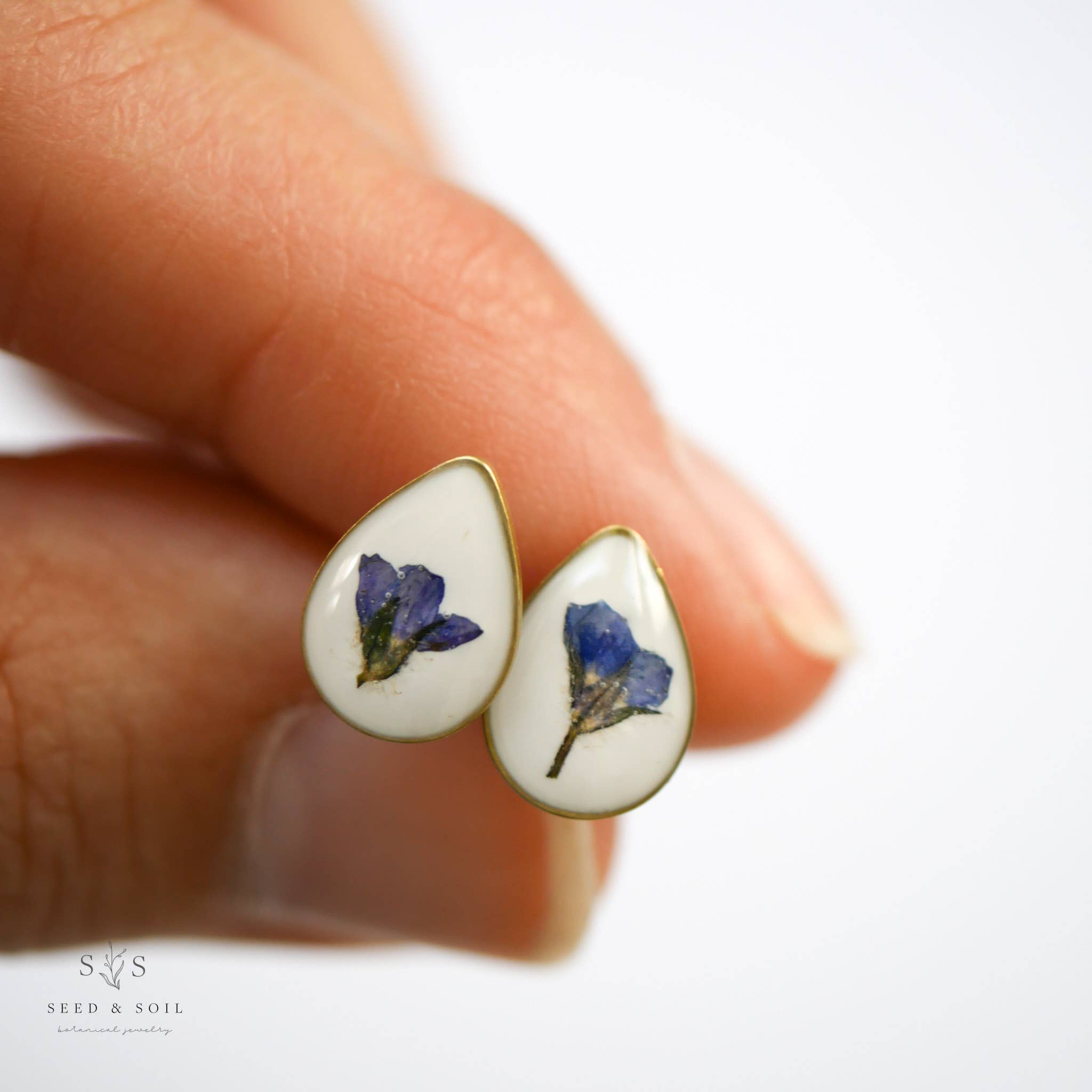Seed & Soil- Tiny Forgetmenot Teardrop Studs