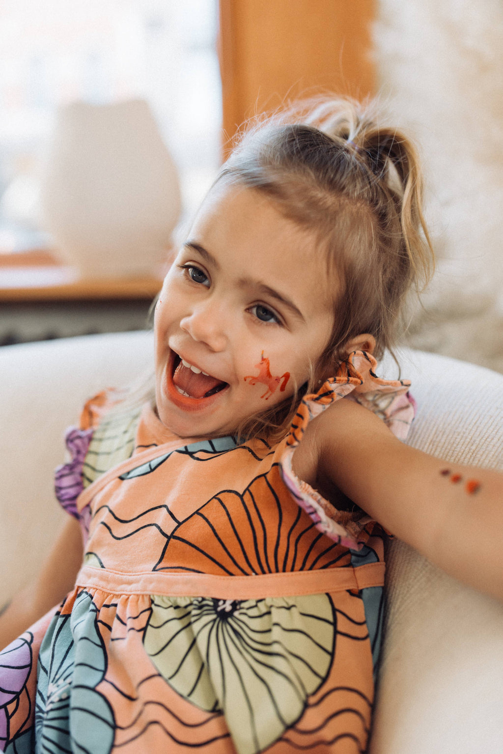 Saint & Company- Unicorn Party Temporary Tattoos