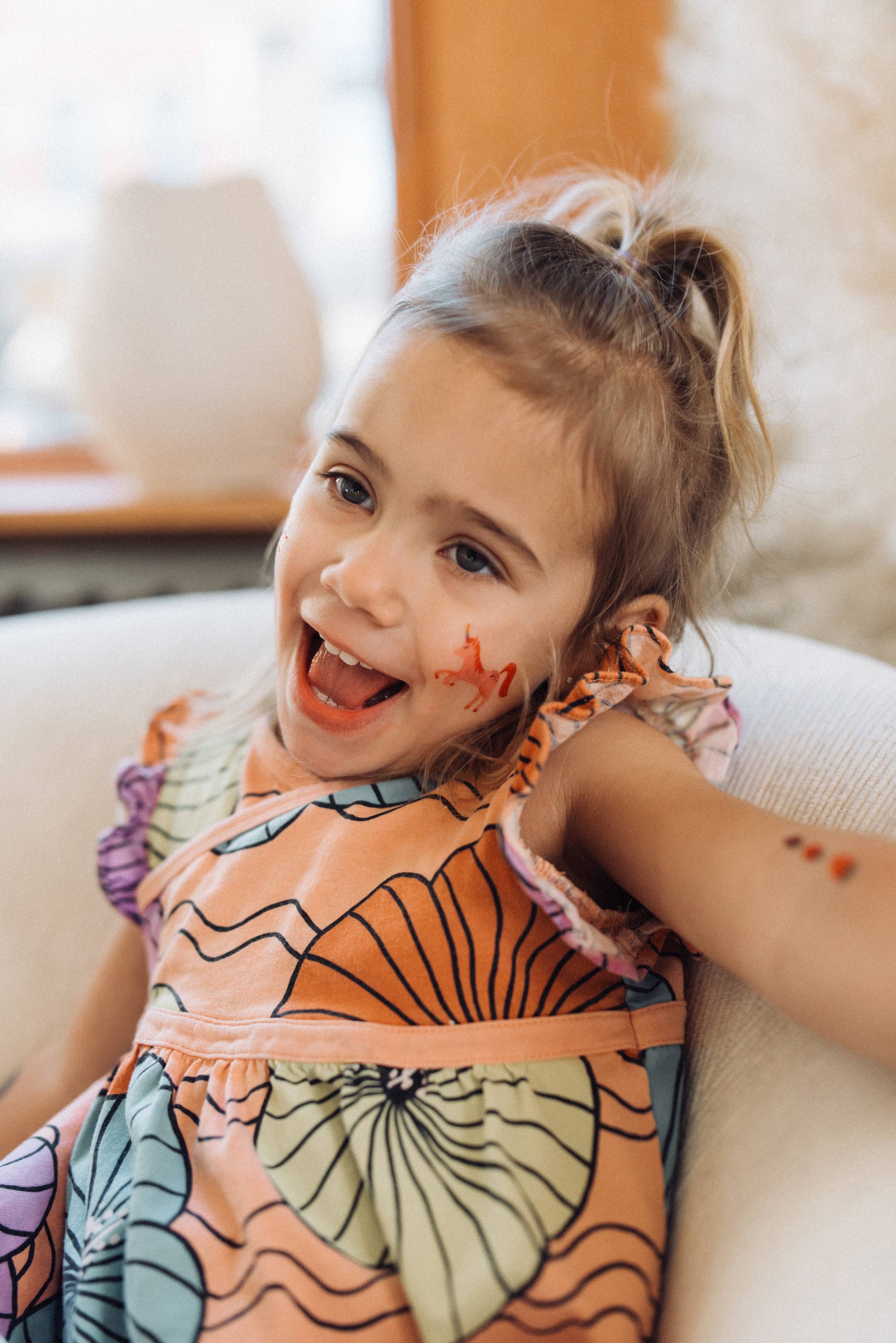 Saint & Company- Unicorn Party Temporary Tattoos