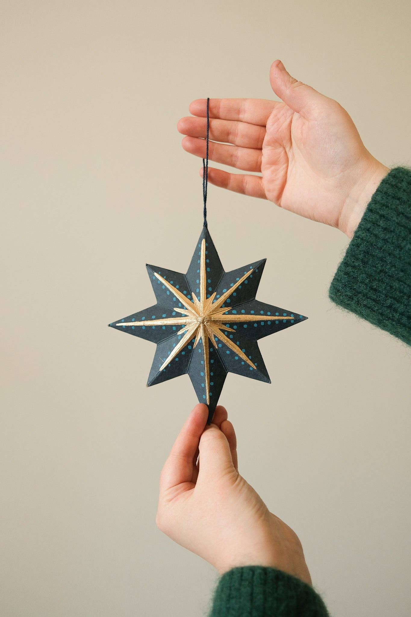 East End Press- Twinkling Star Board Ornament