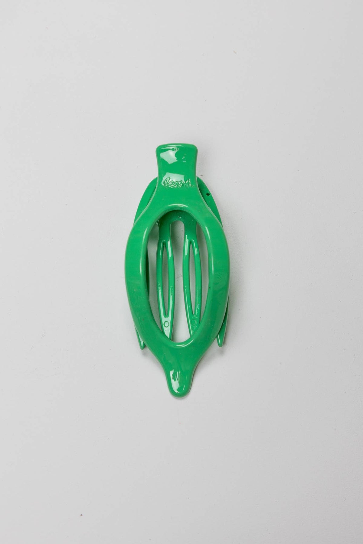 KAXI- Lay Down 2.0 Claw Clip — Flat Comfort Hair Clip