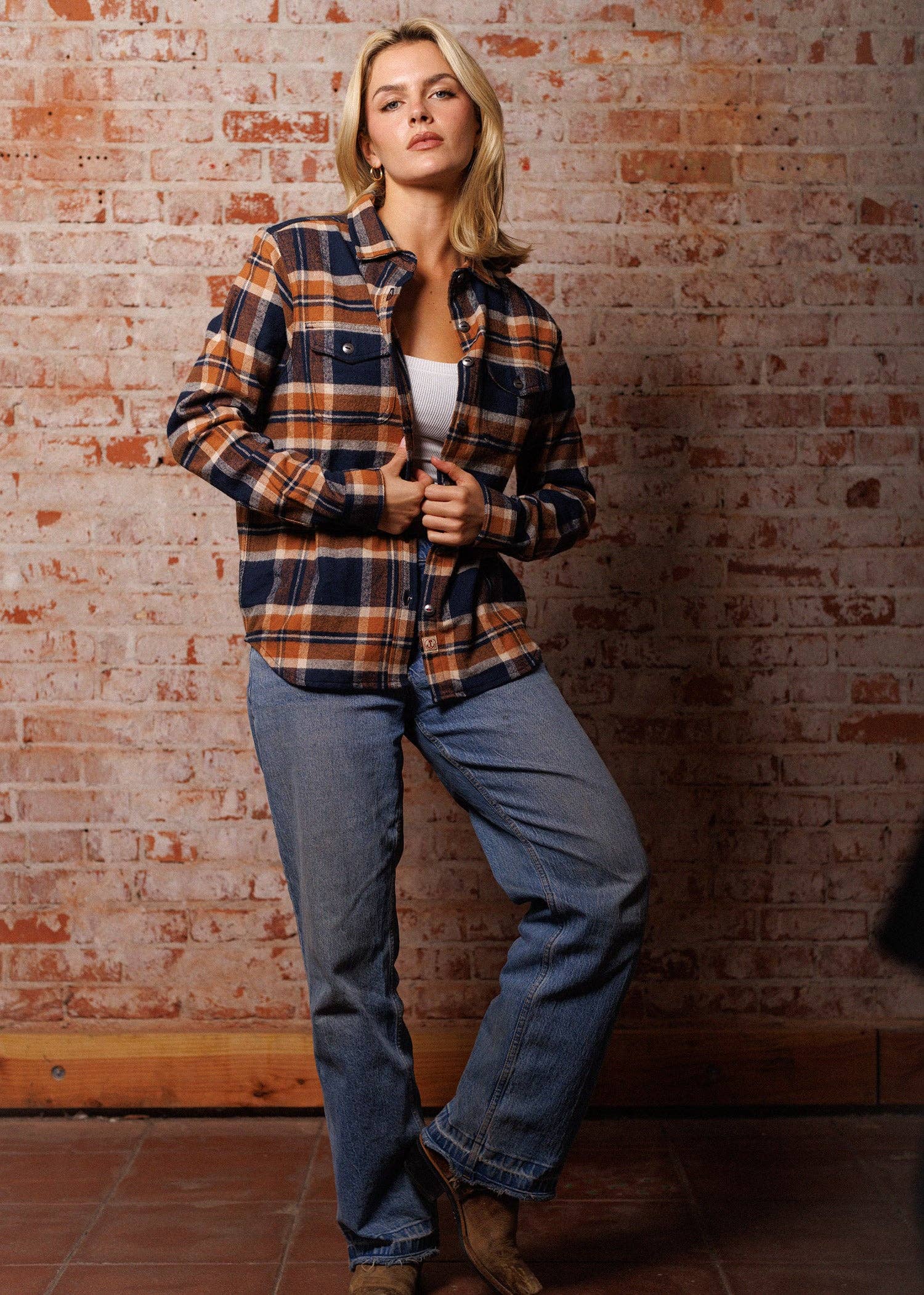 Iron & Resin- Women's Quidel Shirt