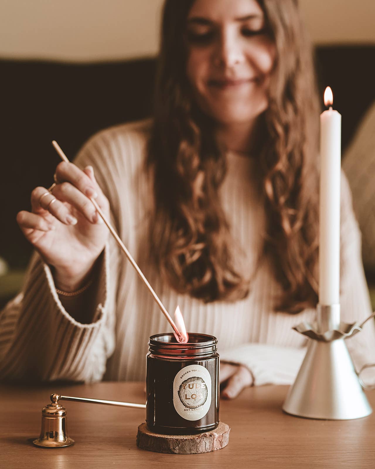 Yule Log 9 oz Soy Candle - Thumbnail 2