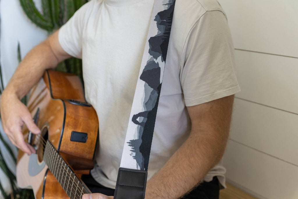 Wildtree- Guitar Strap - Parks in Black and White