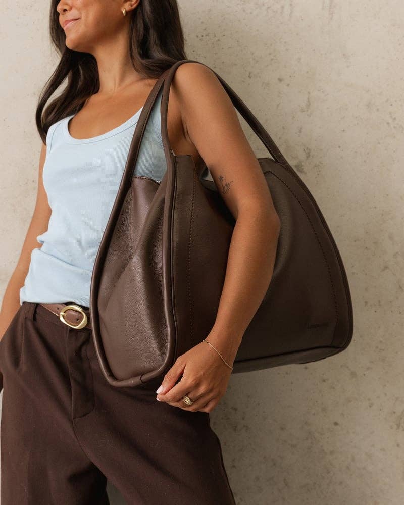 Louenhide- Shoulder Bag  - Chocolate | Sutton