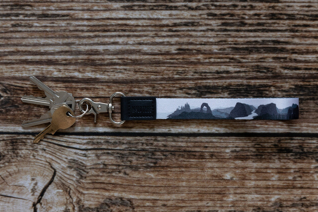 Wildtree- Parks in Black and White: National Park Wristlet Keychain