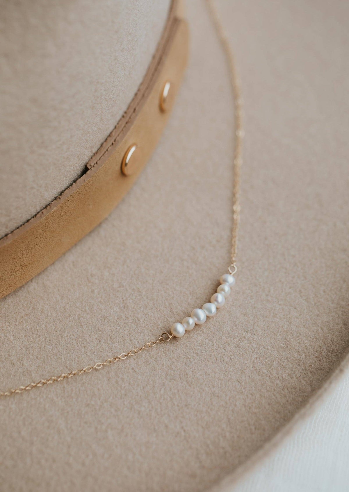 Hello Adorn- Pearl Linked Necklace