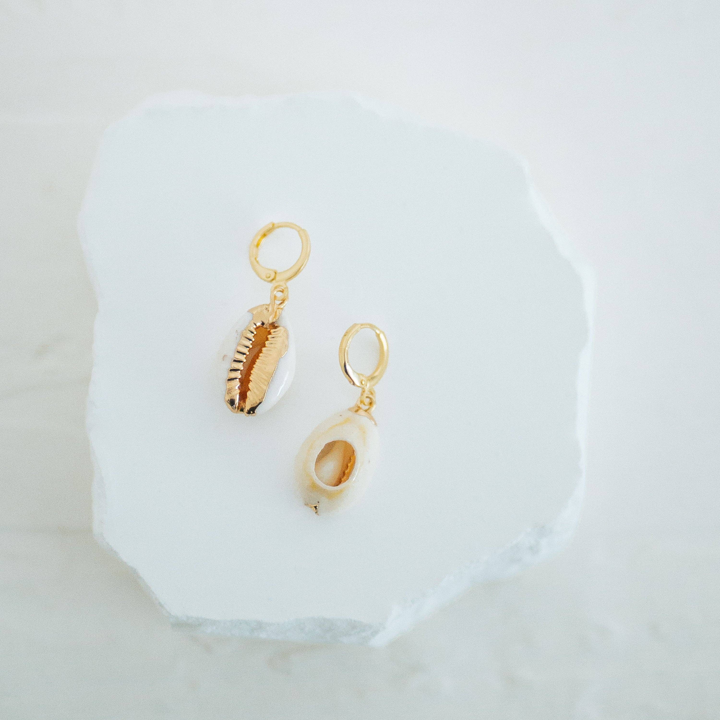 Reva Grey - Cowrie Shell Earring