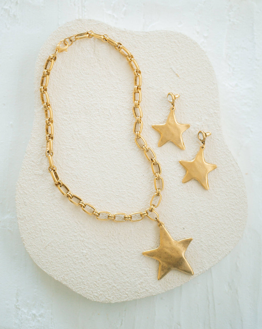 Reva Grey- Showgirl Necklace