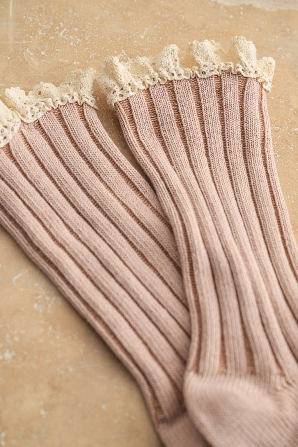 MIOU MUSE-  Dye & Wash Crochet Trim Socks