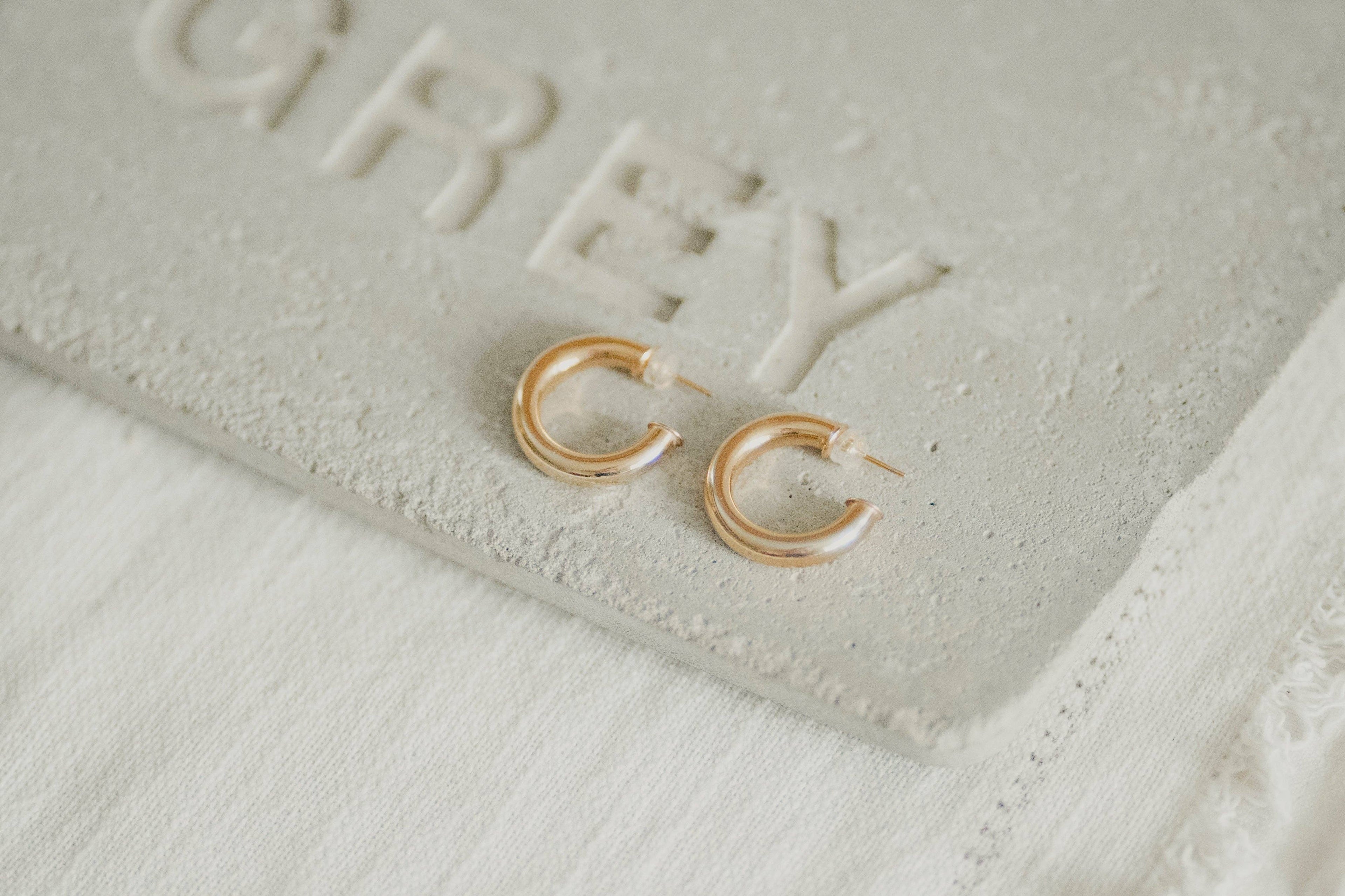 Reva Grey - Daily Hoops