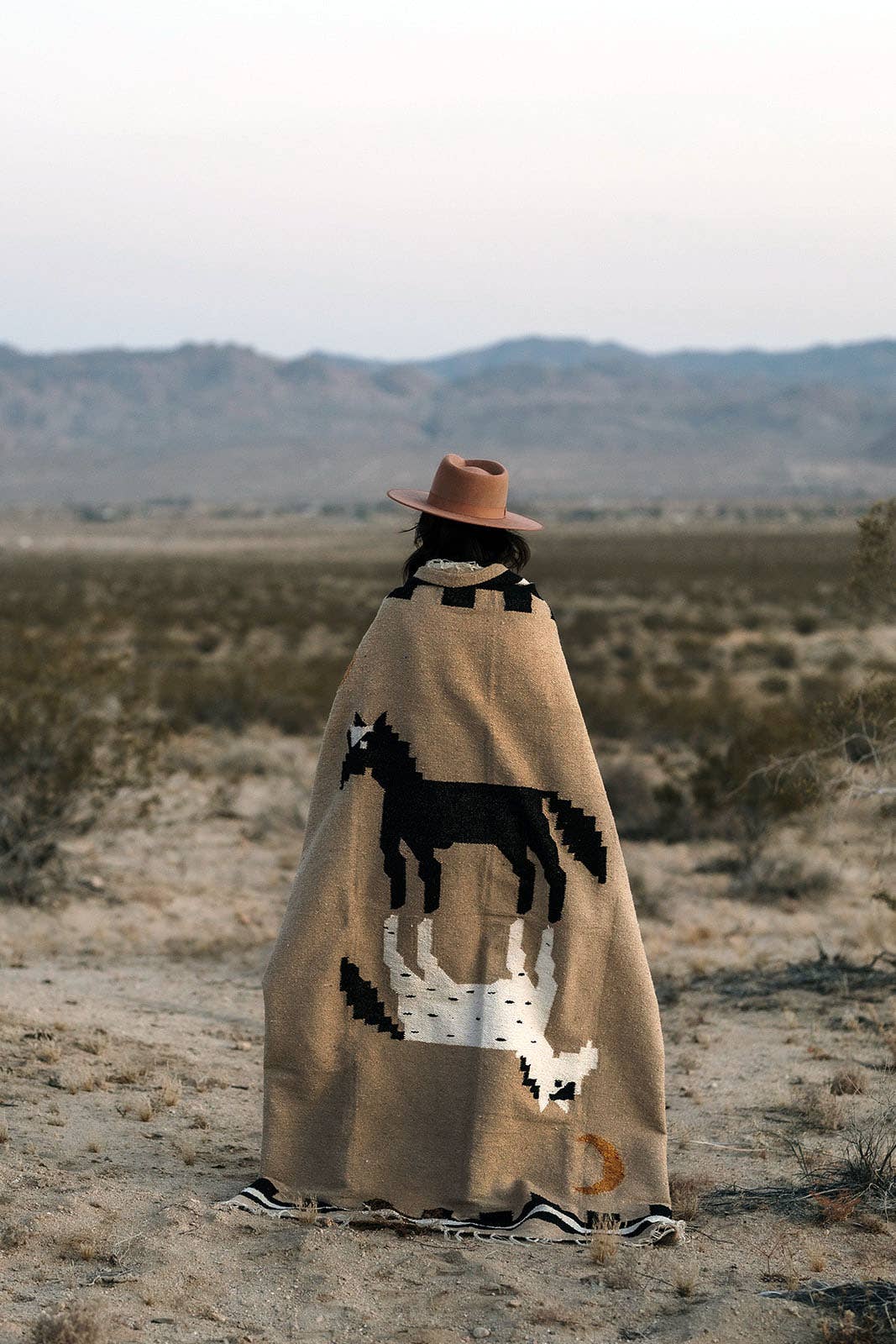 Wild Harmony Handwoven Blanket - Thumbnail 2