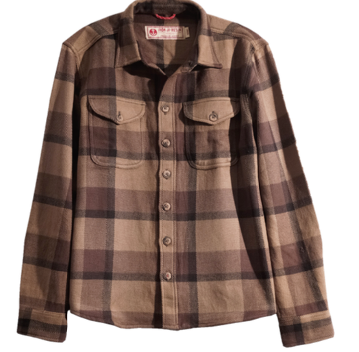 Iron & Resin- Conejo Shirt