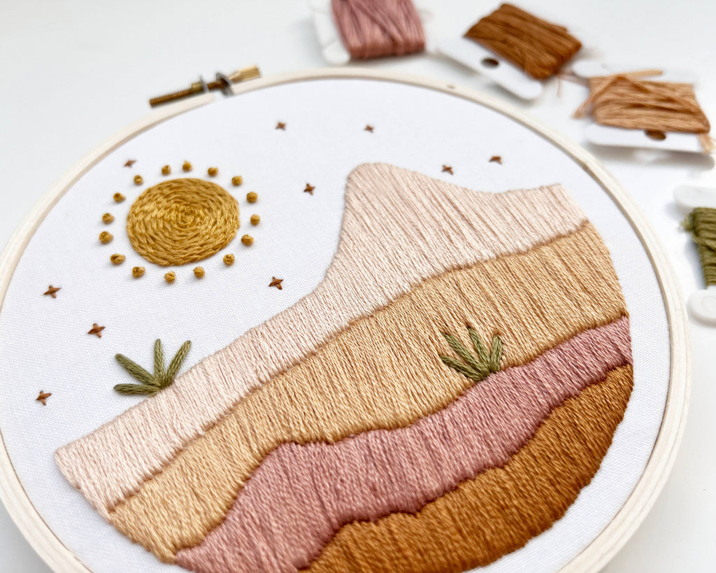 Urbann Nest- Desert Embroidery Kit