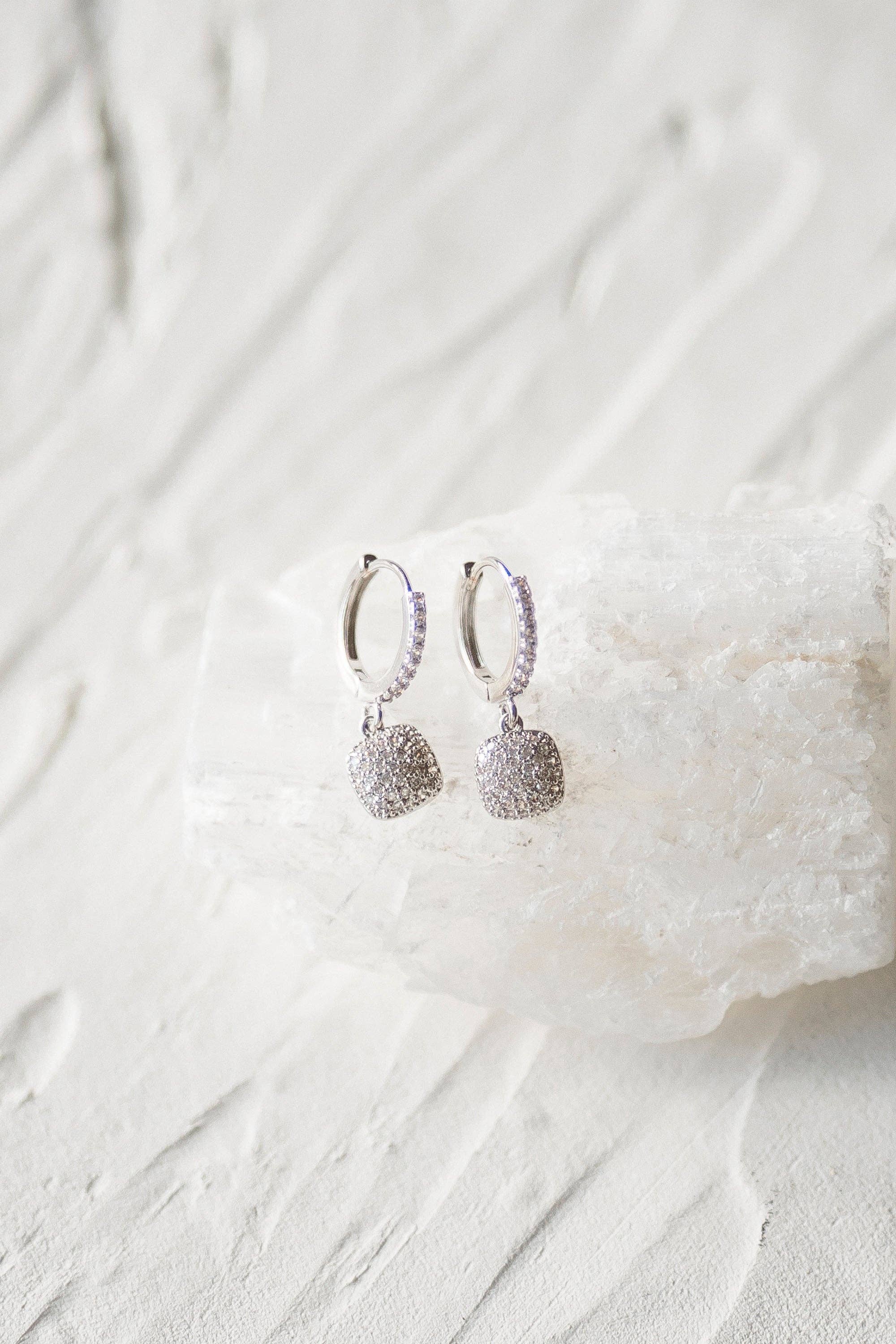 Reva Grey- Halo Earring