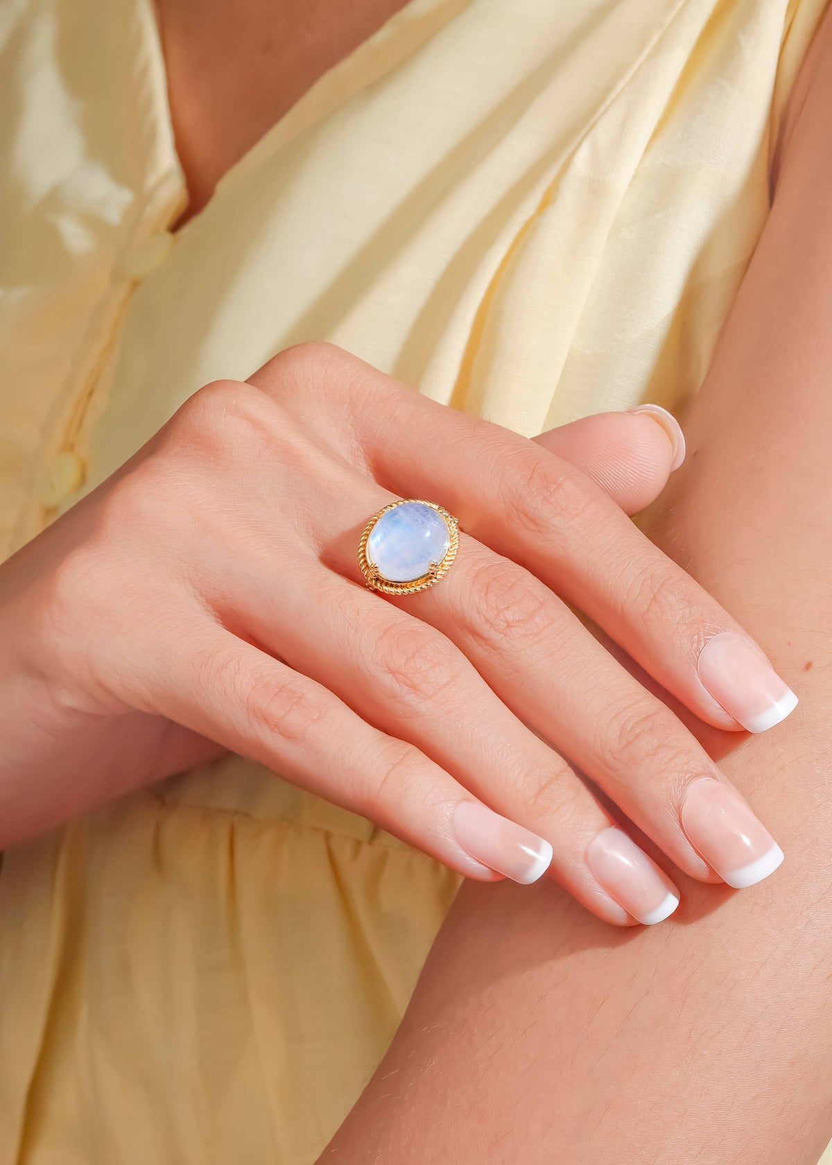 Tiramisu- Artisan Braid Rope Detail Moonstone Gold Plated Ring