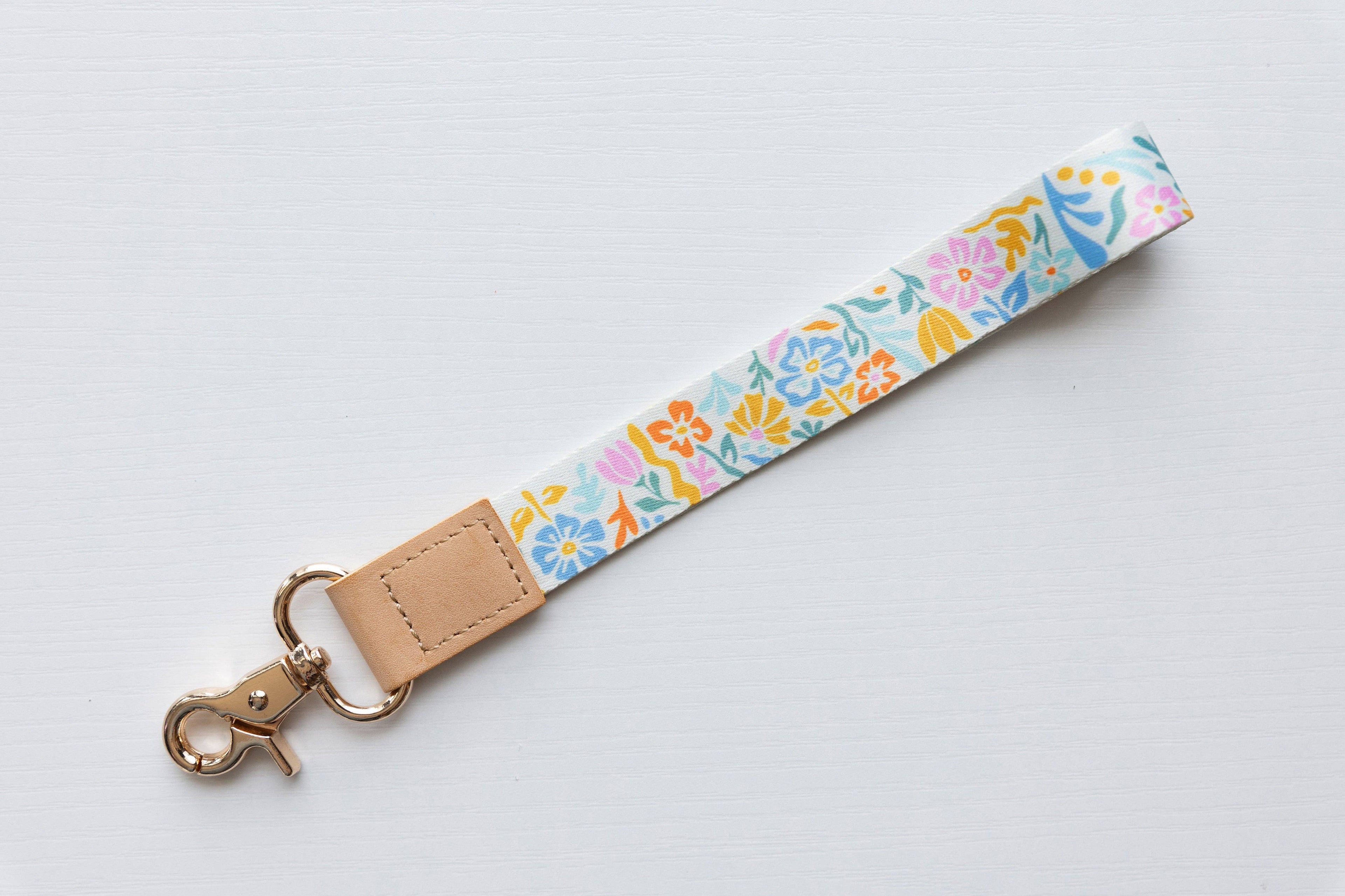 Wildtree- Summer Floral Wristlet Keychain - Floral Printed Design