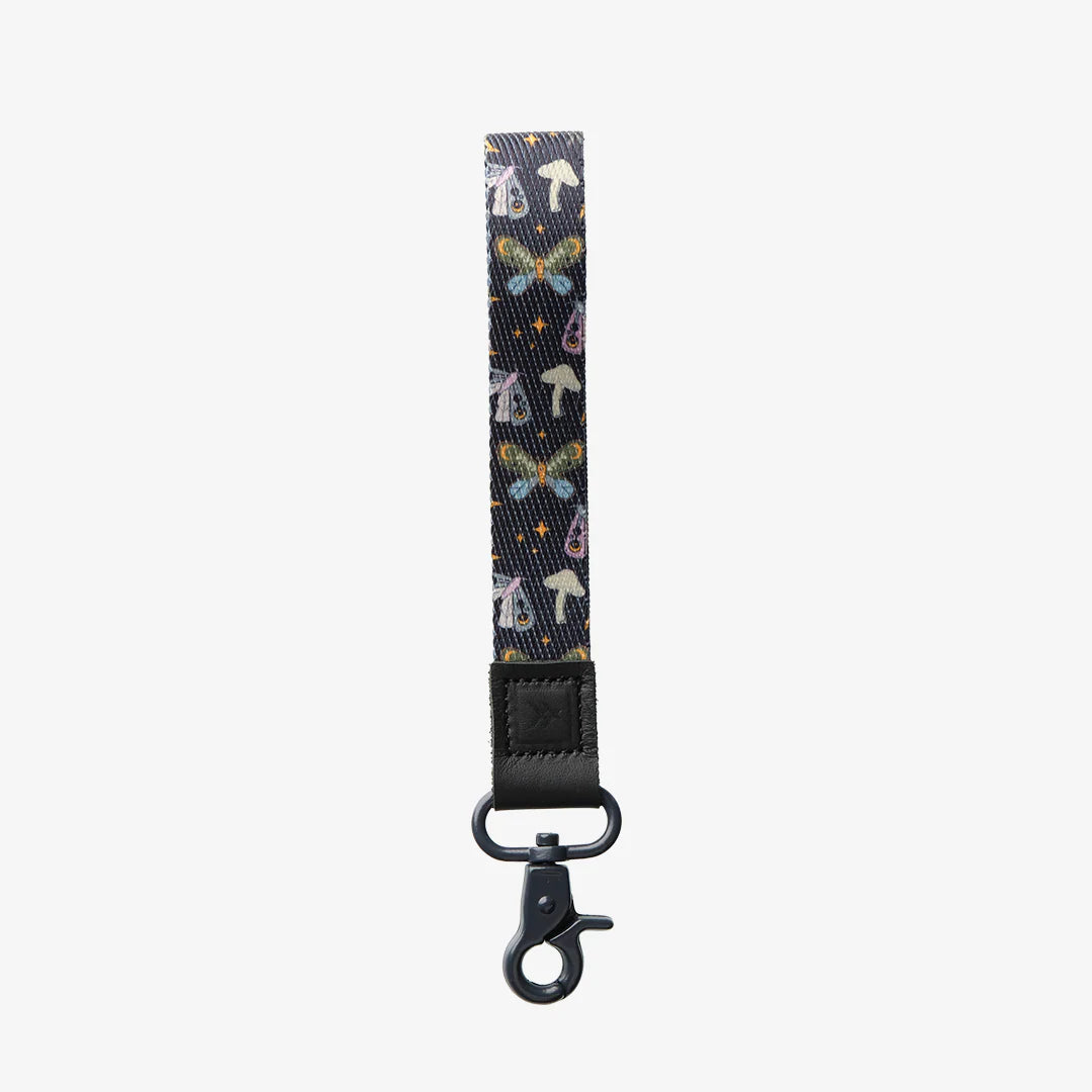 Thread Wallet- Wrist Lanyard