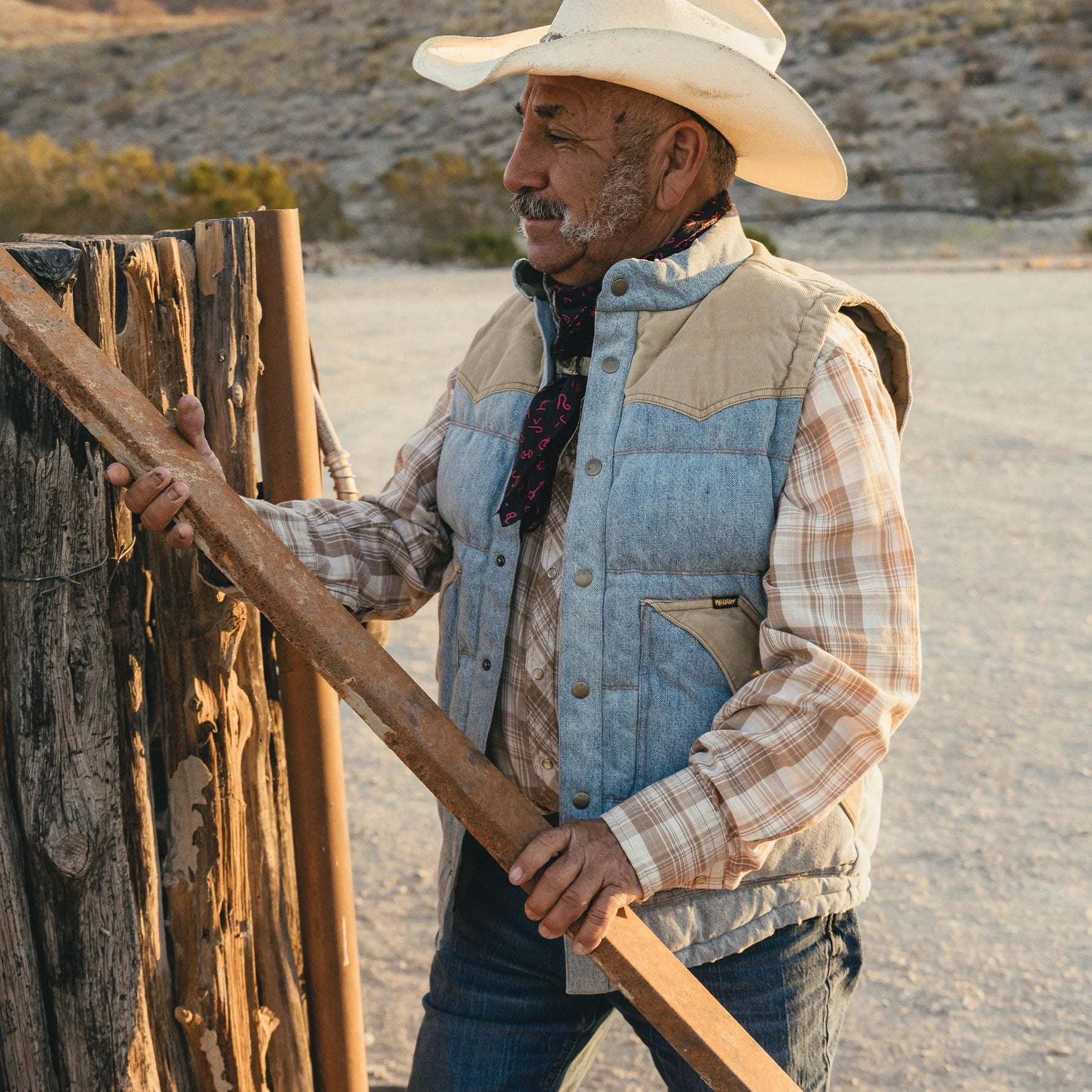 Howler Bros- Denim Rounder Vest