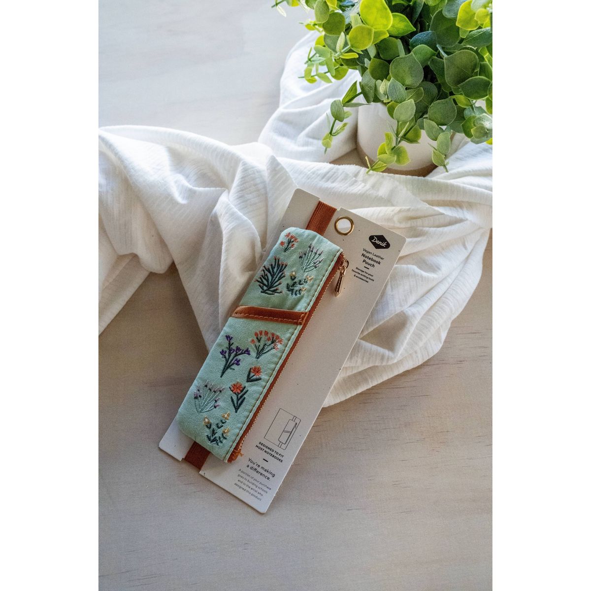Denik- Petite Blooms Notebook Pouch