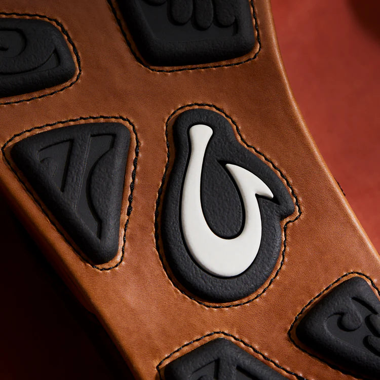 OluKai- Hikianalia Men’s Leather Beach Sandals