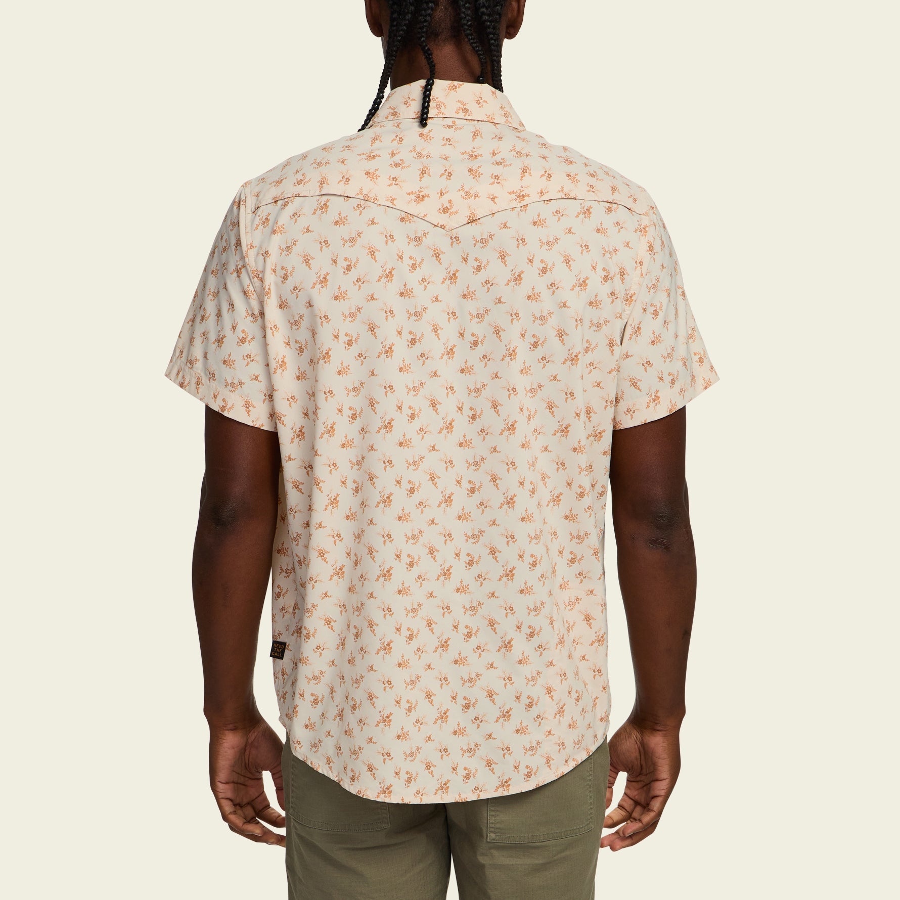 Howler Bros- Open Country Tech Shirt: Rancher Floral : Sand