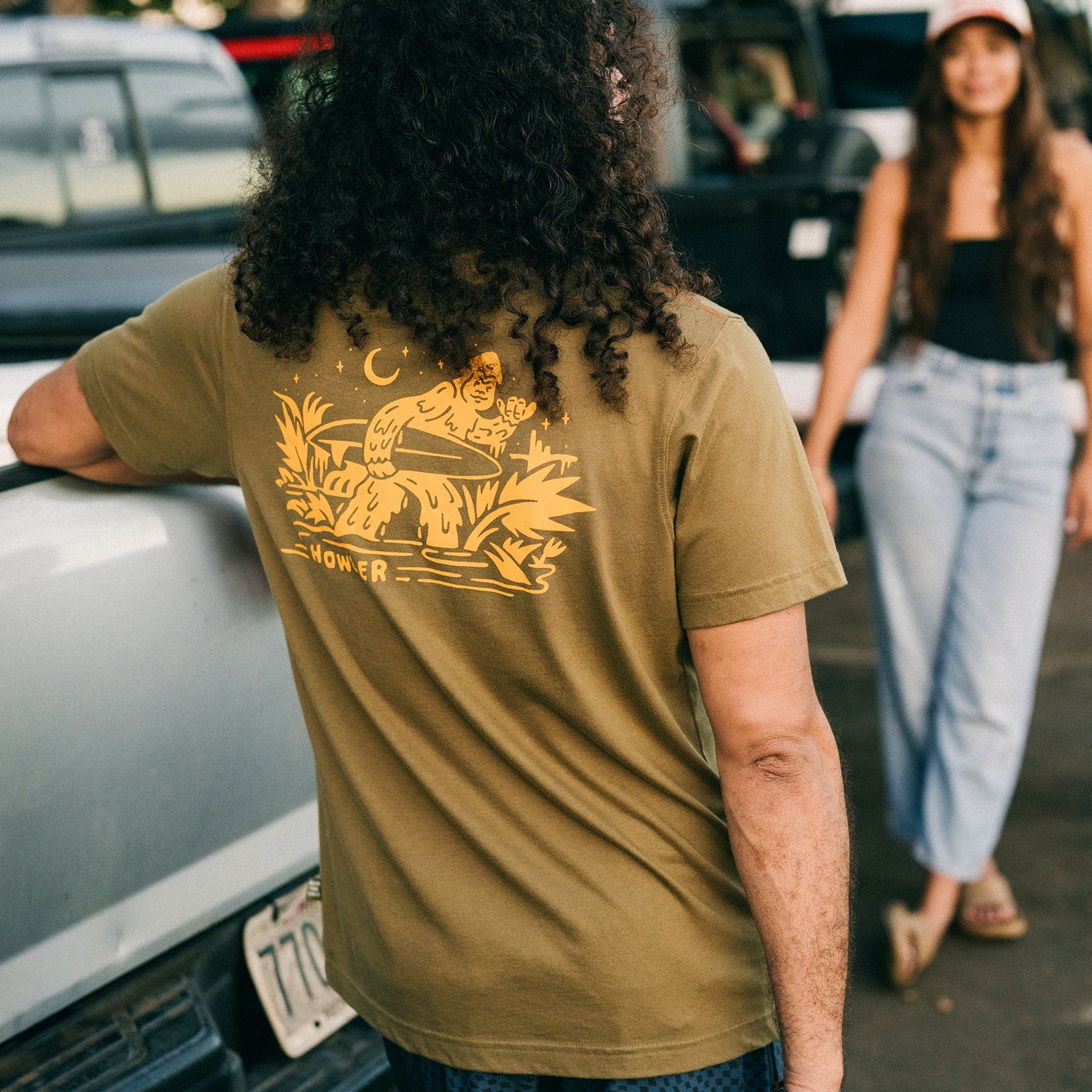 Howler Bros- Squatch Rider Pocket T-Shirt: Ivy Green