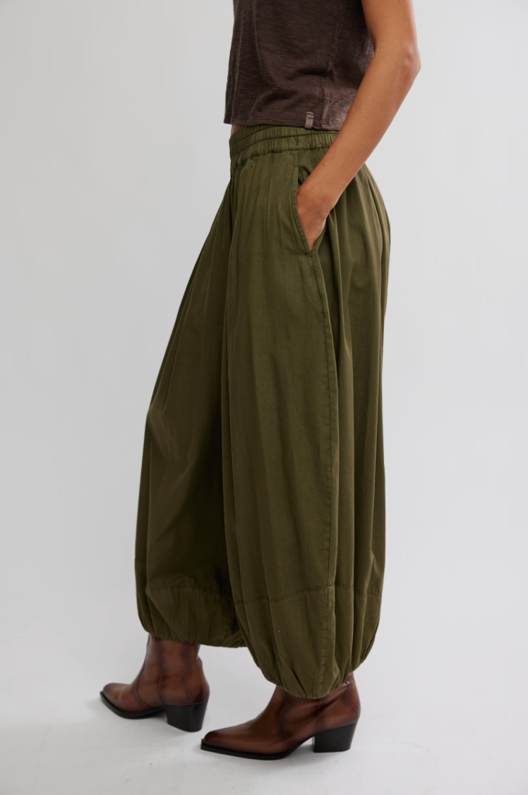 Free People- Moonflower Solid Balloon Pant