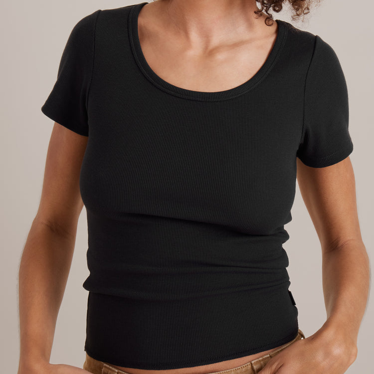 Roark- Wind Worn Short Sleeve Tee in Black
