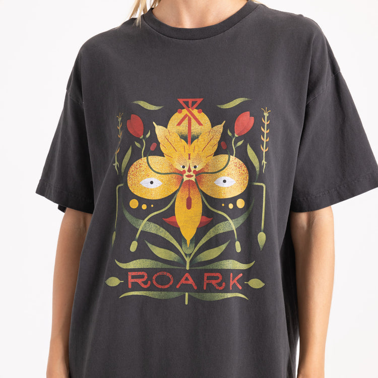 Roark- Tomas Wildflower Oversized Premium Tee in Black