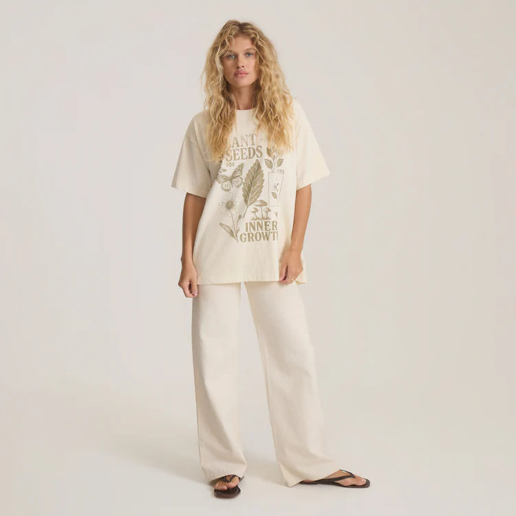 Roark- Plant Seeds Oversized Premium Tee